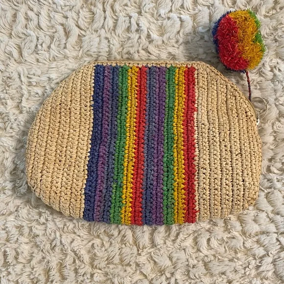 NWT 🏳️‍🌈 Mar Y Sol Straw Mulitcolored Clutch with Pom Pom